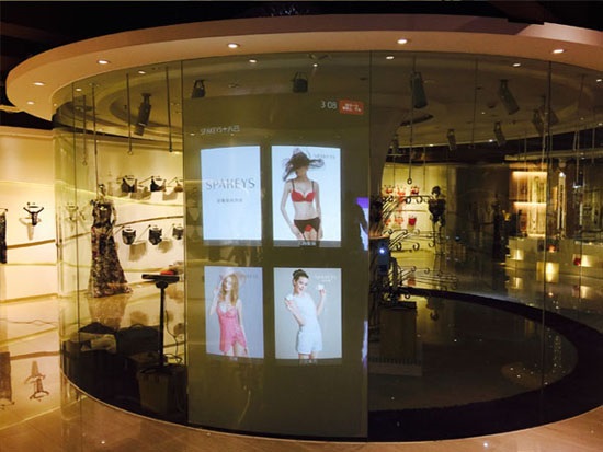 深圳全息投影互动橱窗 橱窗广告投影 多媒体动态投影