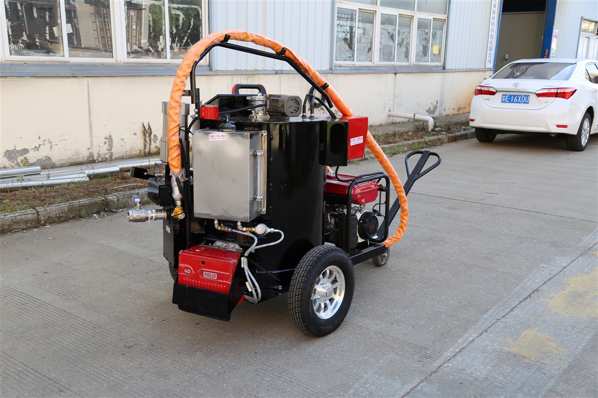 沥青灌缝机 牵引灌缝机 路面裂缝填缝机 智能灌缝机