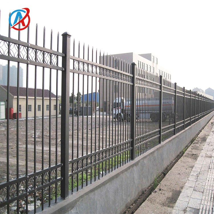 工厂锌钢加厚栏杆多款式 佛山厂区焊接式围墙栅栏