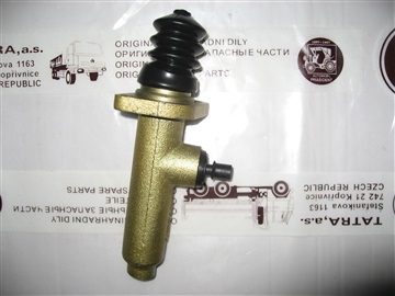 太脱拉离合器总泵