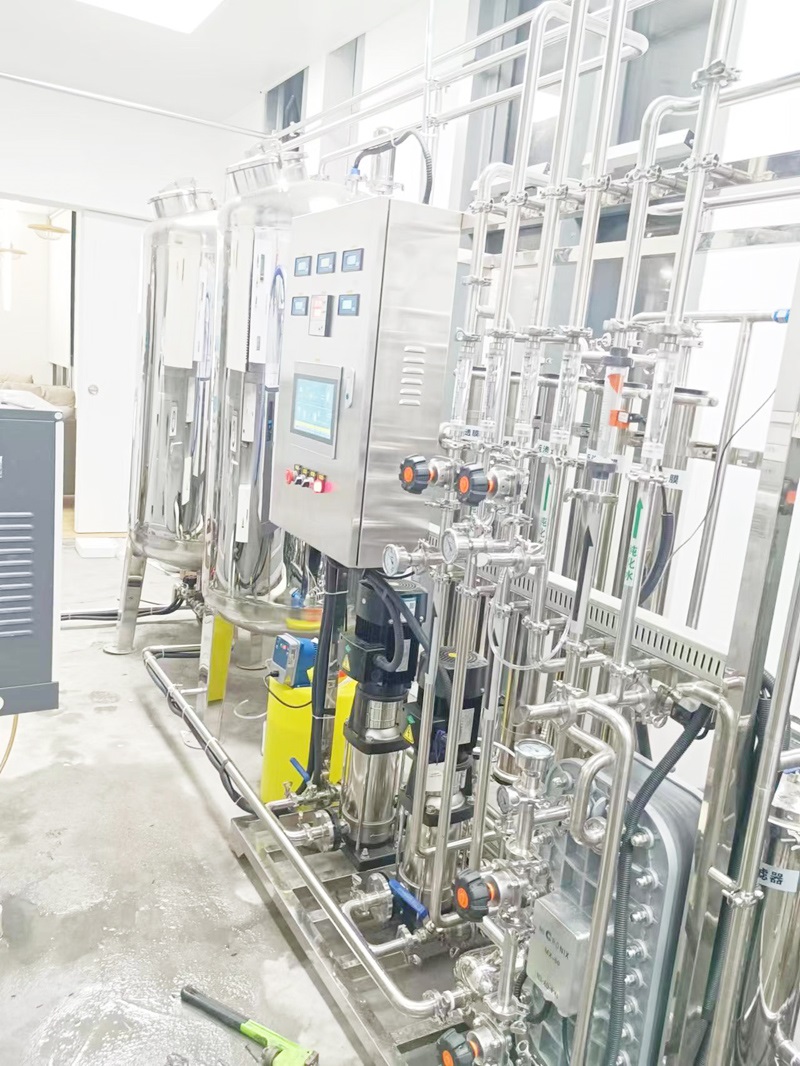 50L、100LGMP纯化水机符合GMP标准