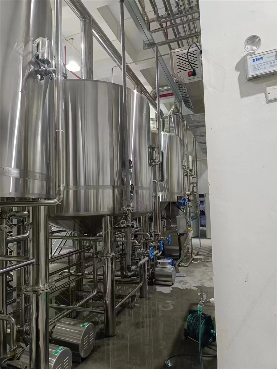 云南大型精酿啤酒制造厂家 2000吨啤酒厂设备