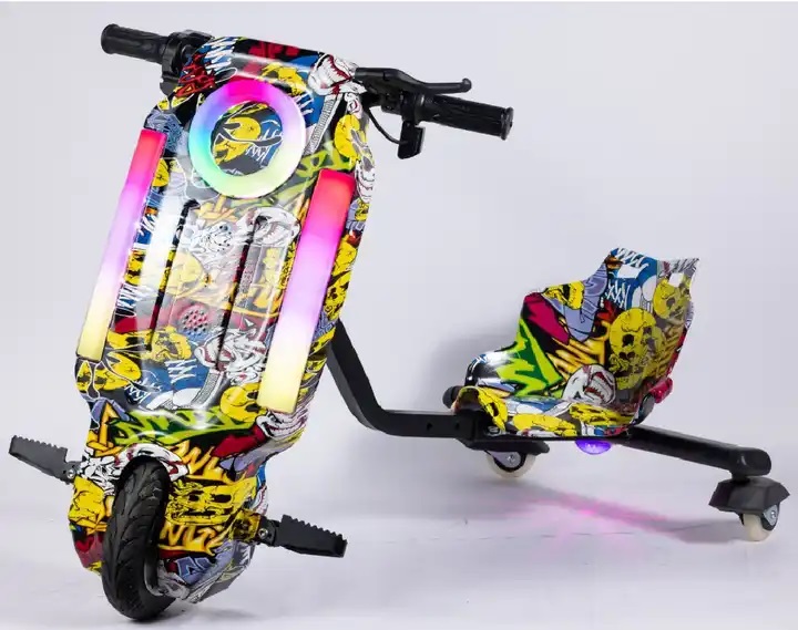 电动三轮漂移车广场出租儿童三挡调速可定时甩尾卡丁车