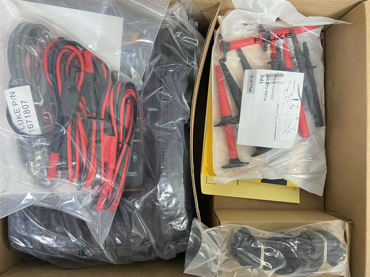 出售全新fluke754多功能过程校准仪