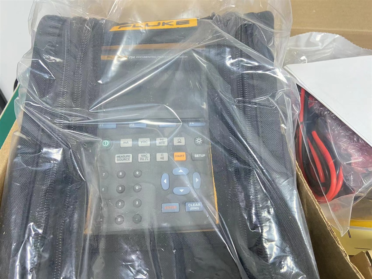 出售全新fluke754多功能过程校准仪