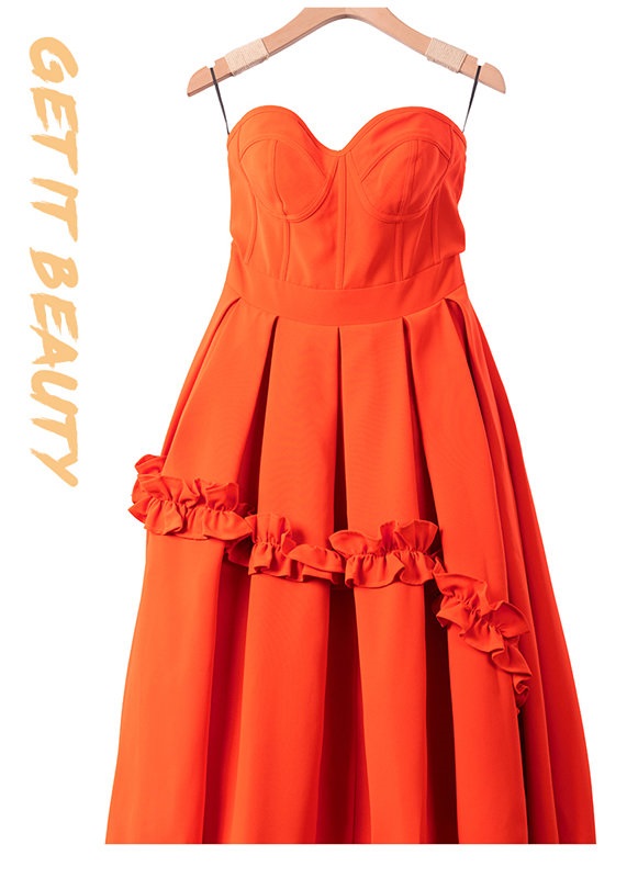 温碧霞代言IRENENA服装品牌露肩纯色礼服