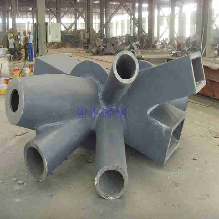 异形铸钢弯扭节点