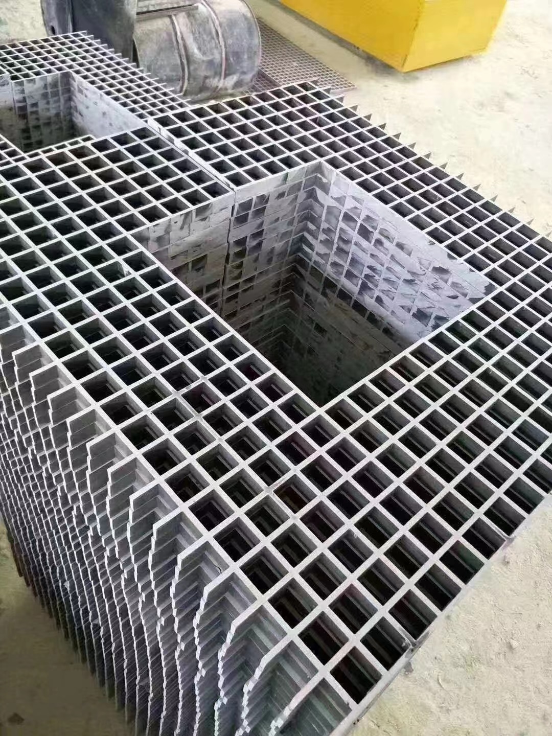 河南南阳玻璃钢格栅，树池篦子，洗车房格栅加工厂