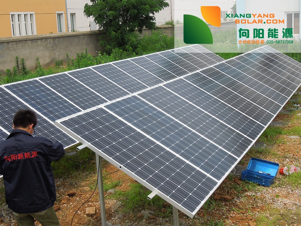 组件因素对南京太阳能并网发电系统的影响