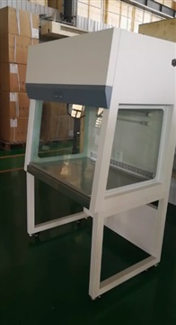单人单面垂直超净工作台