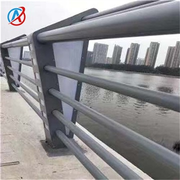 安永特Q235材质河道护栏锌钢护栏镀锌钢管烤漆处理