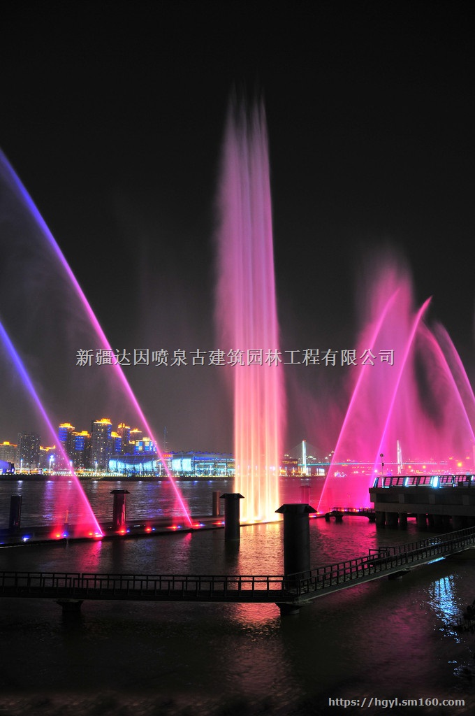 新疆乌鲁木齐达因喷泉公司水景喷泉_大型广场喷泉设计