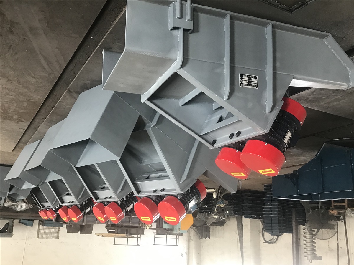 GZG180-6电机振动给料机 河南宏达电动机