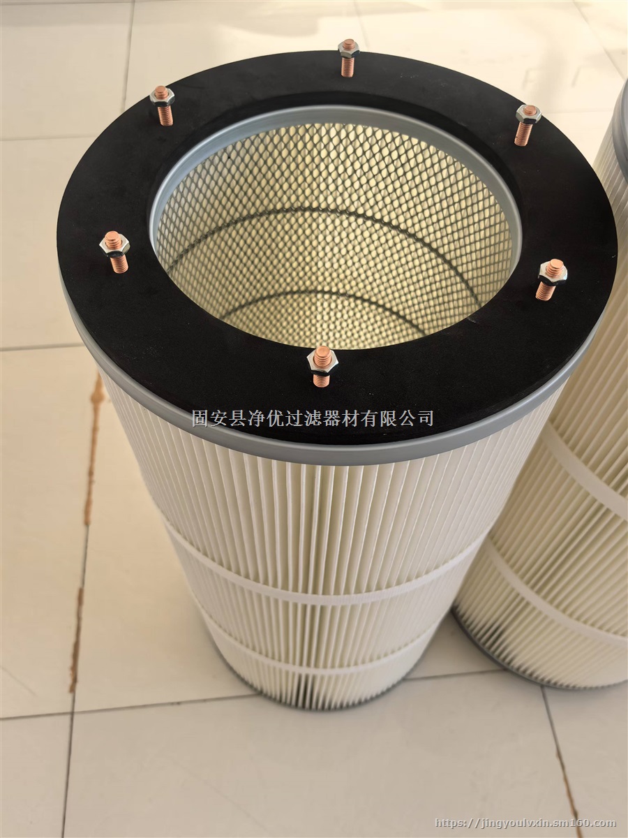 六螺杆连接除尘滤筒防油水325*500